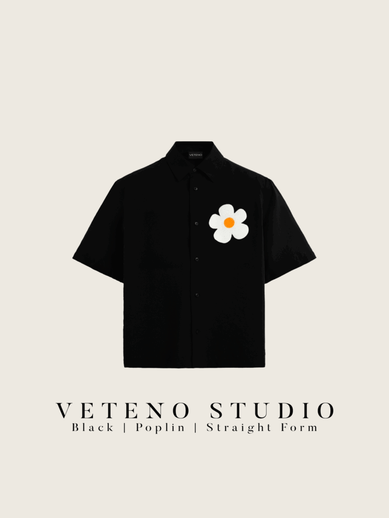 ULTRA DAISY EMB BLACK SHIRT - SHORT SLEEVE